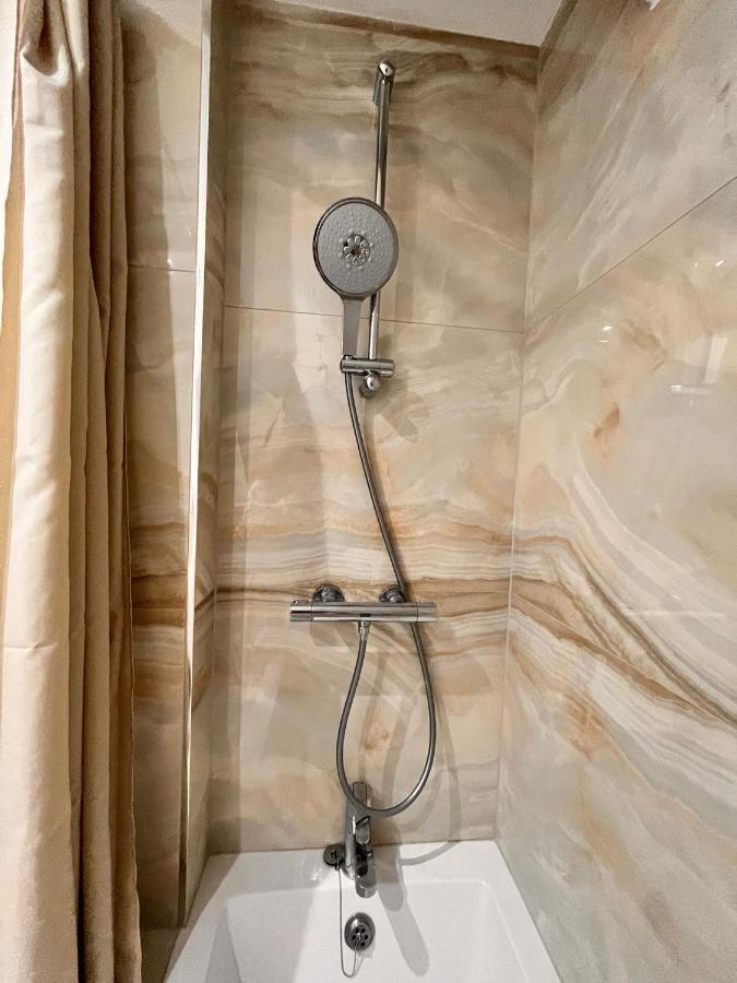 Luxurious Double Bedroom, Ensuite With Free Wifi. Oxford Eksteriør billede