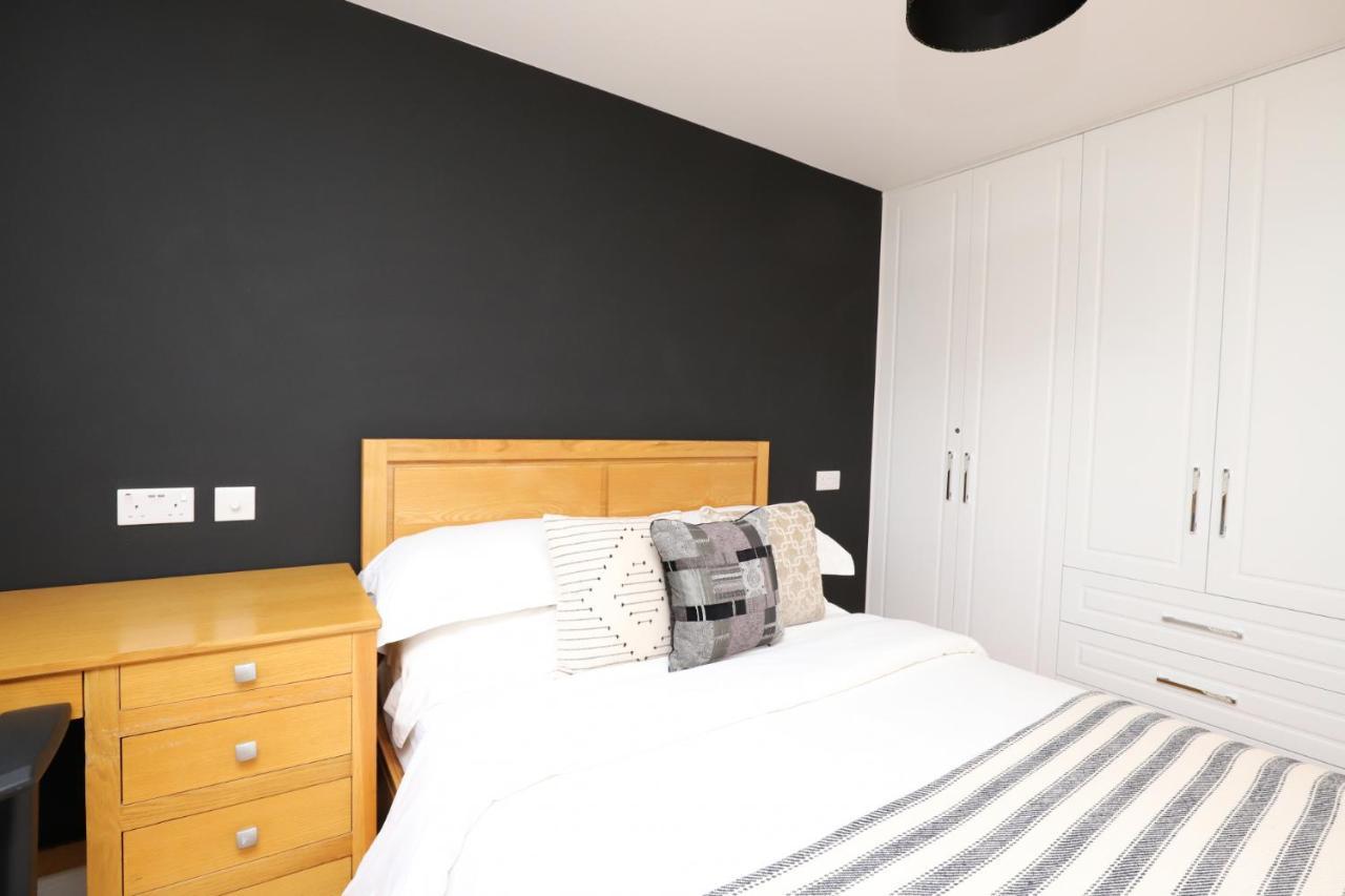 Luxurious Double Bedroom, Ensuite With Free Wifi. Oxford Eksteriør billede